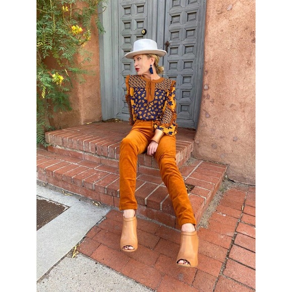 NWT Cabi Floral Harmony Ruffle Boho Blouse 3953 Brown Blue Size Small H14864 - Picture 3 of 12